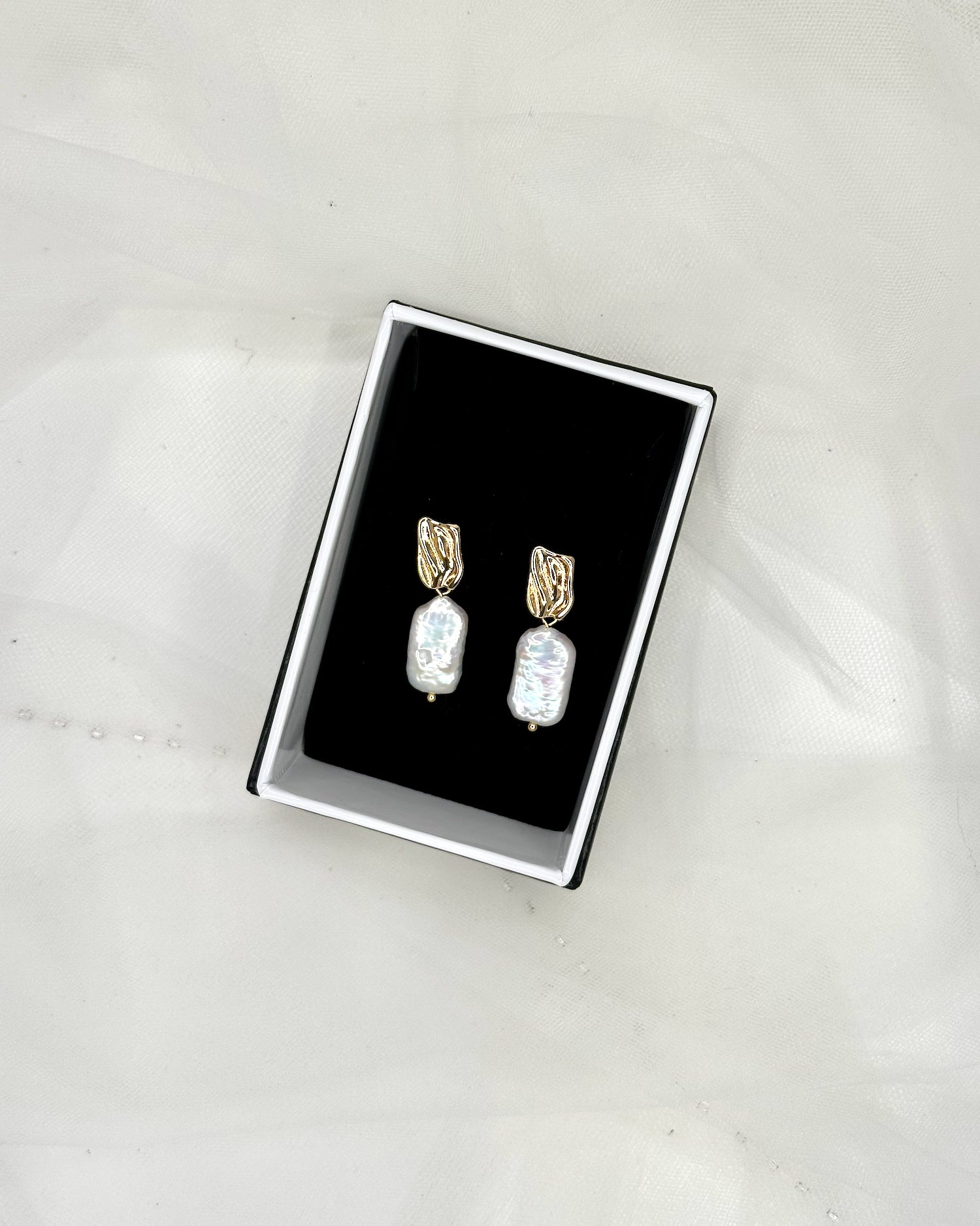 Niamh Bridal Earrings in gold — alternate view 4