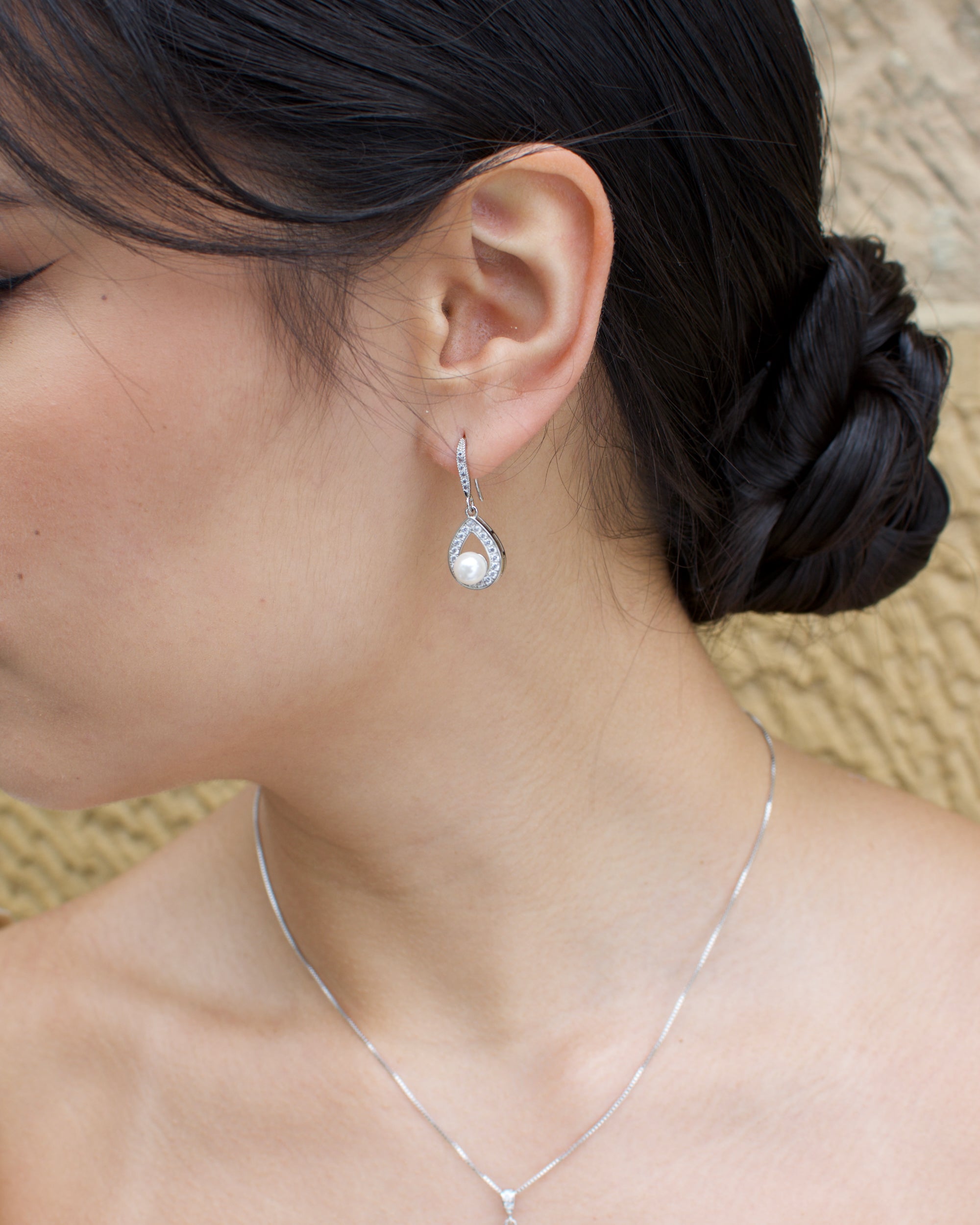 Lucy Silver necklace and earring set — alternate view 6