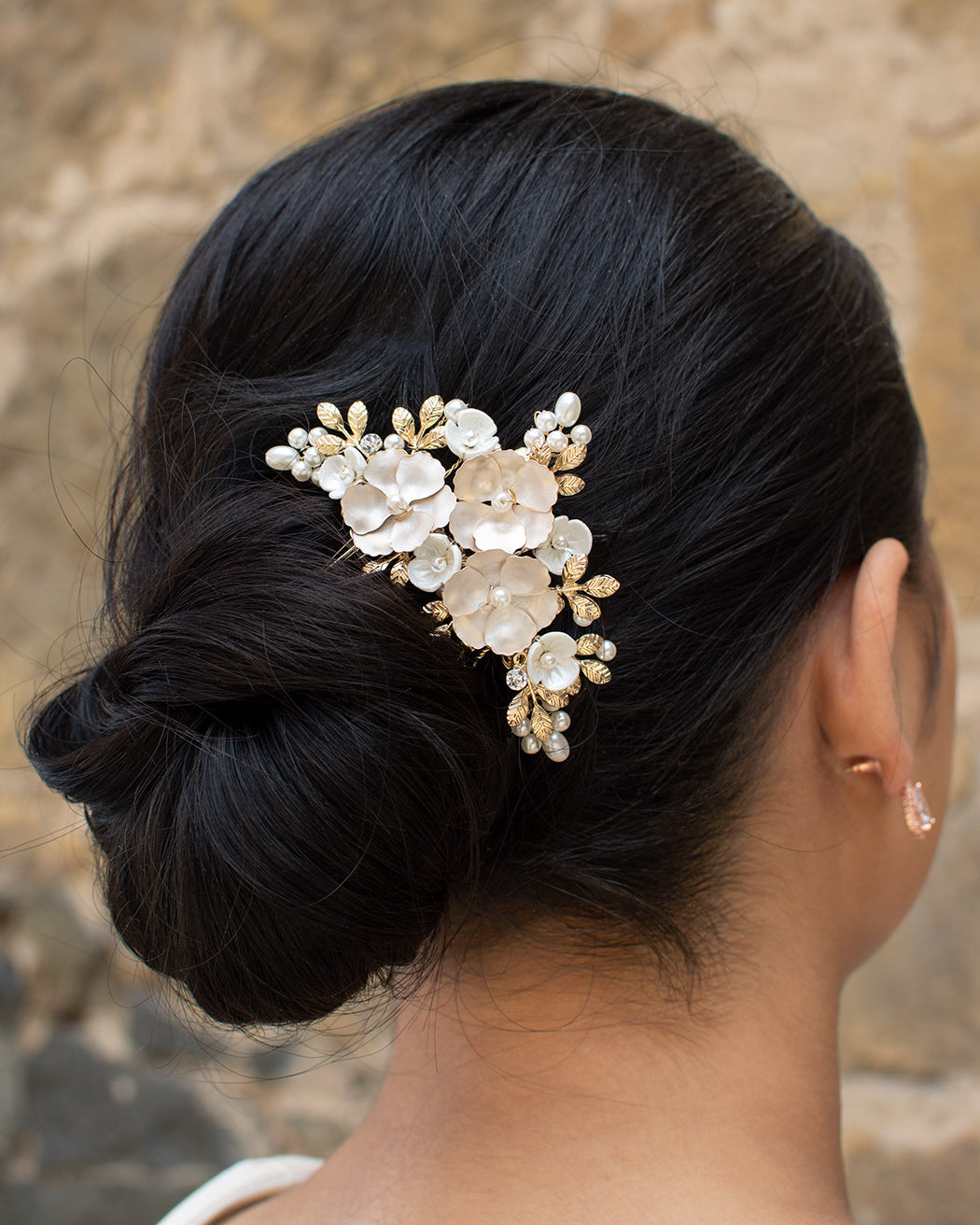 Iris gold bridal comb — alternate view 3