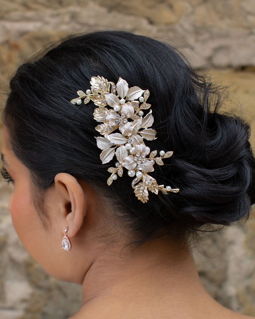 Cassandra gold bridal comb — alternate view 2