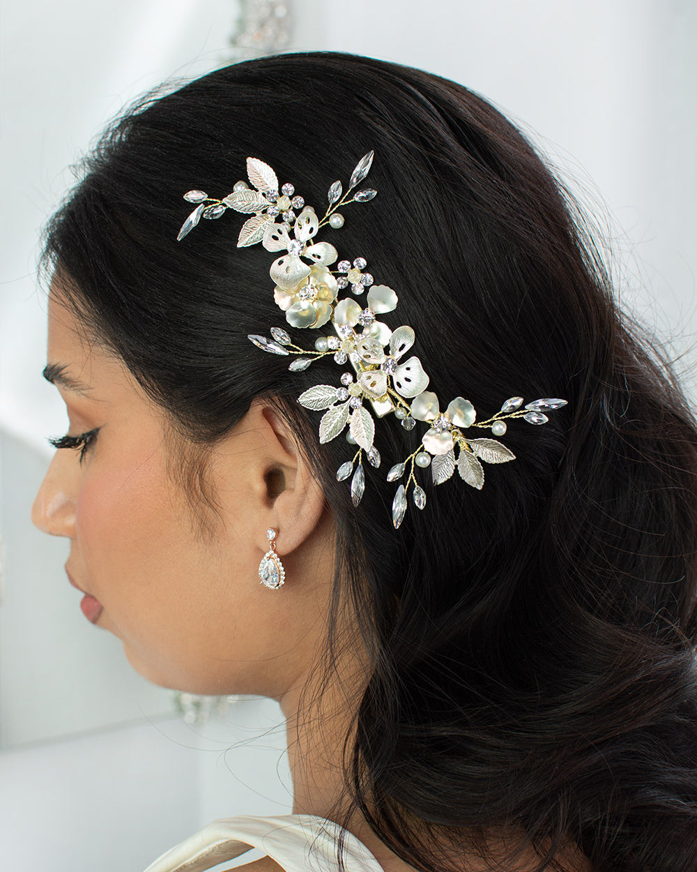 Bianca gold bridal comb — alternate view 2