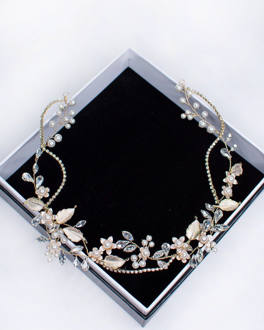 Elle Gold and Pearl hair vine — alternate view 2