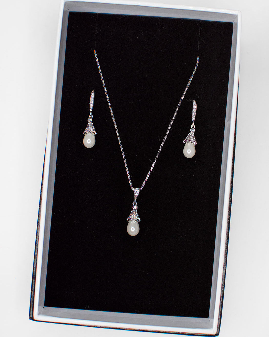 Maribel Silver necklace and earring set — alternate view 2