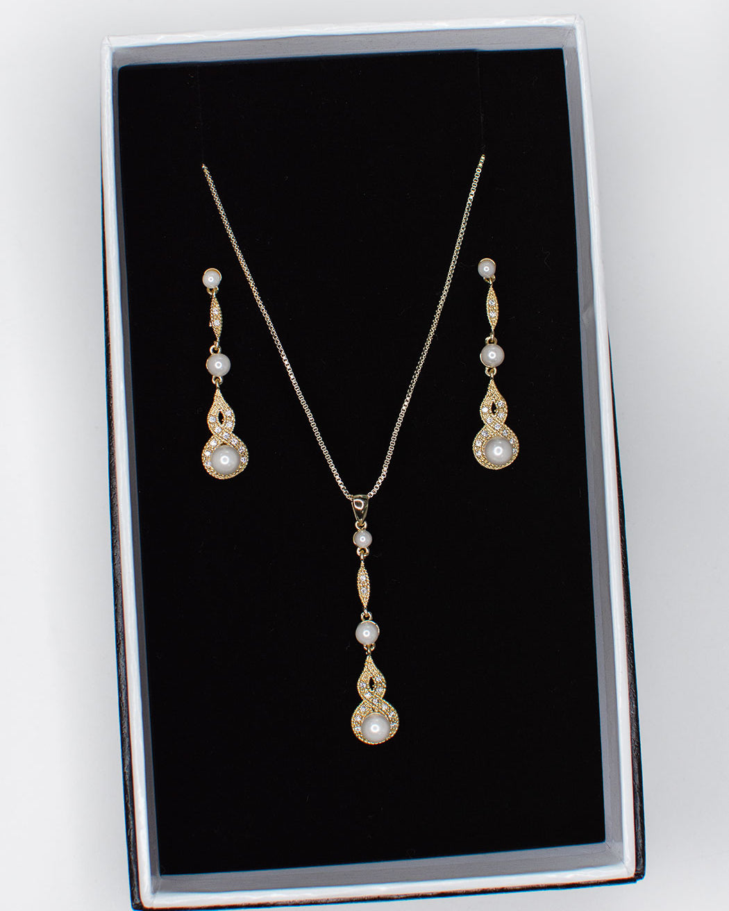 Lorelai Gold necklace and earring set — alternate view 5