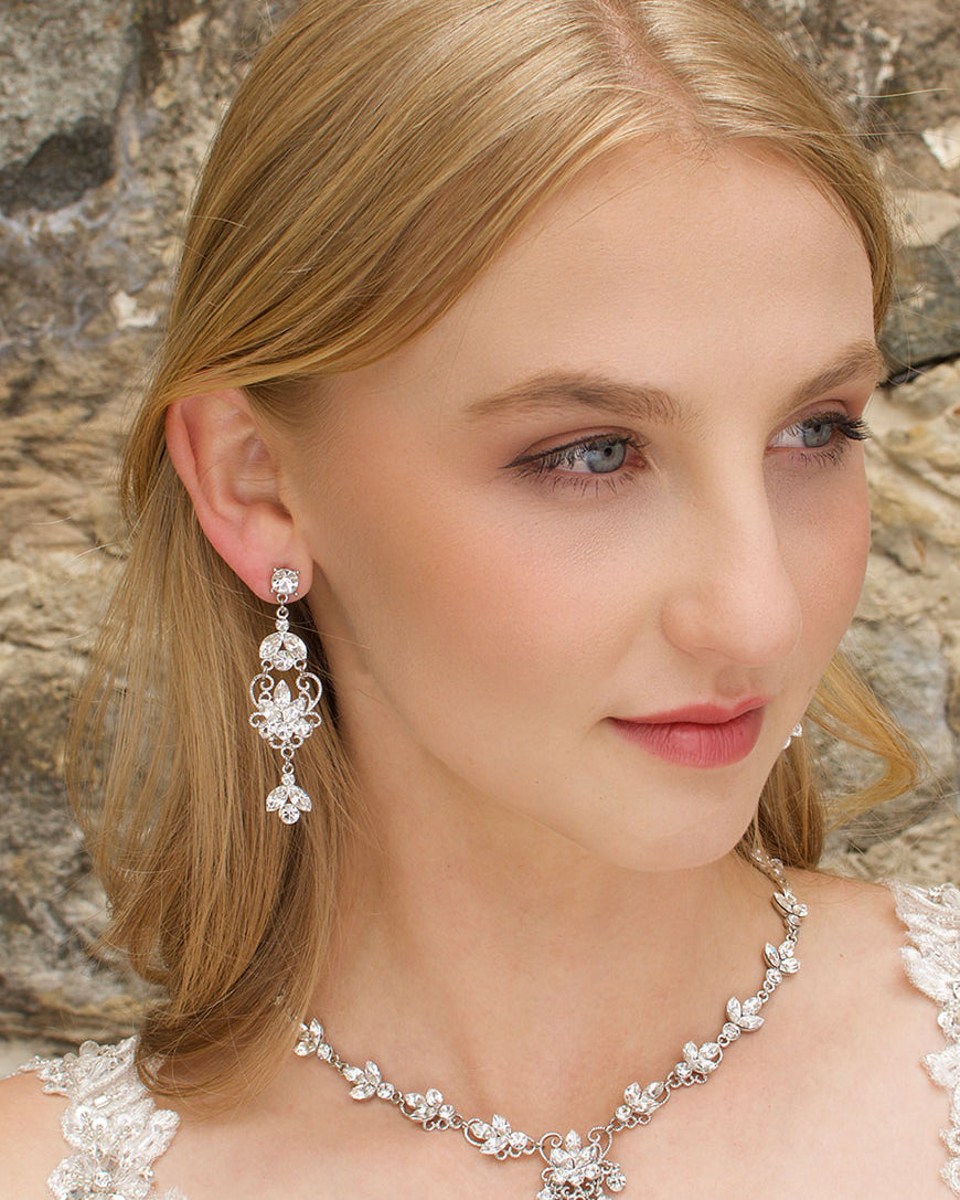 Lavish Necklace in Silver — alternate view 2