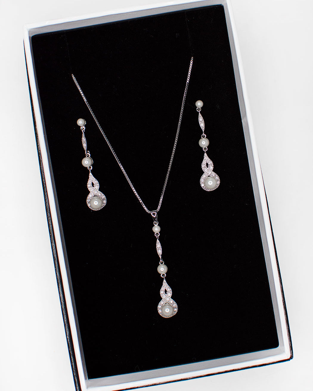 Lorelai Silver necklace and earring set — alternate view 4