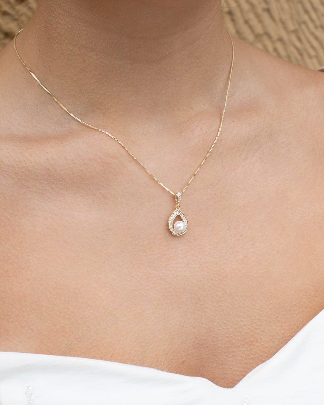 Lucy Gold necklace and earring set — alternate view 4