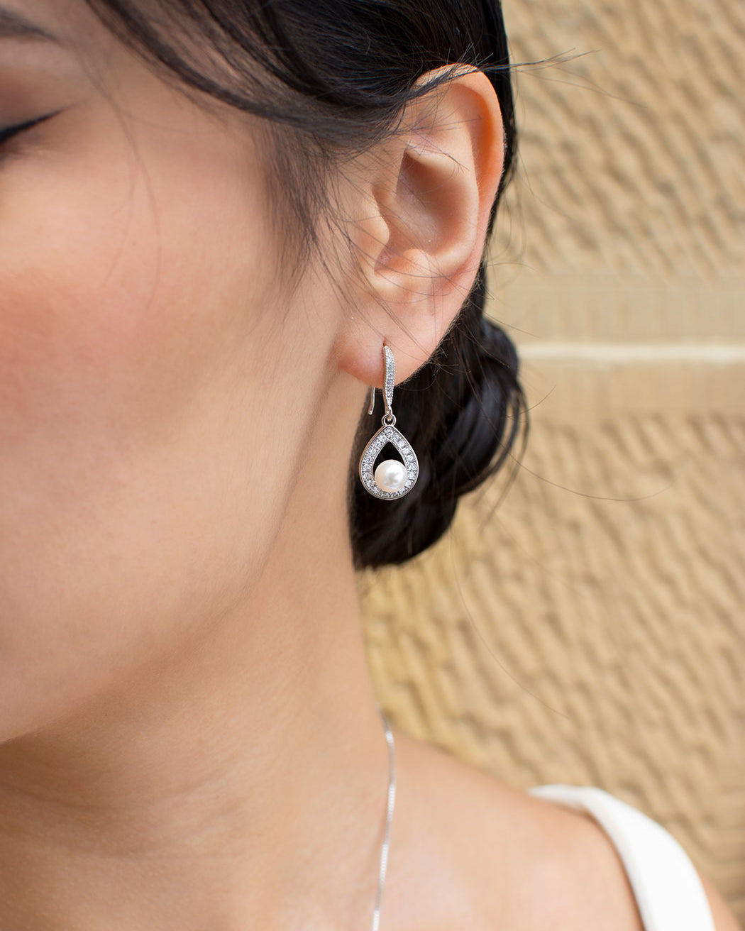 Lucy Silver necklace and earring set — alternate view 2