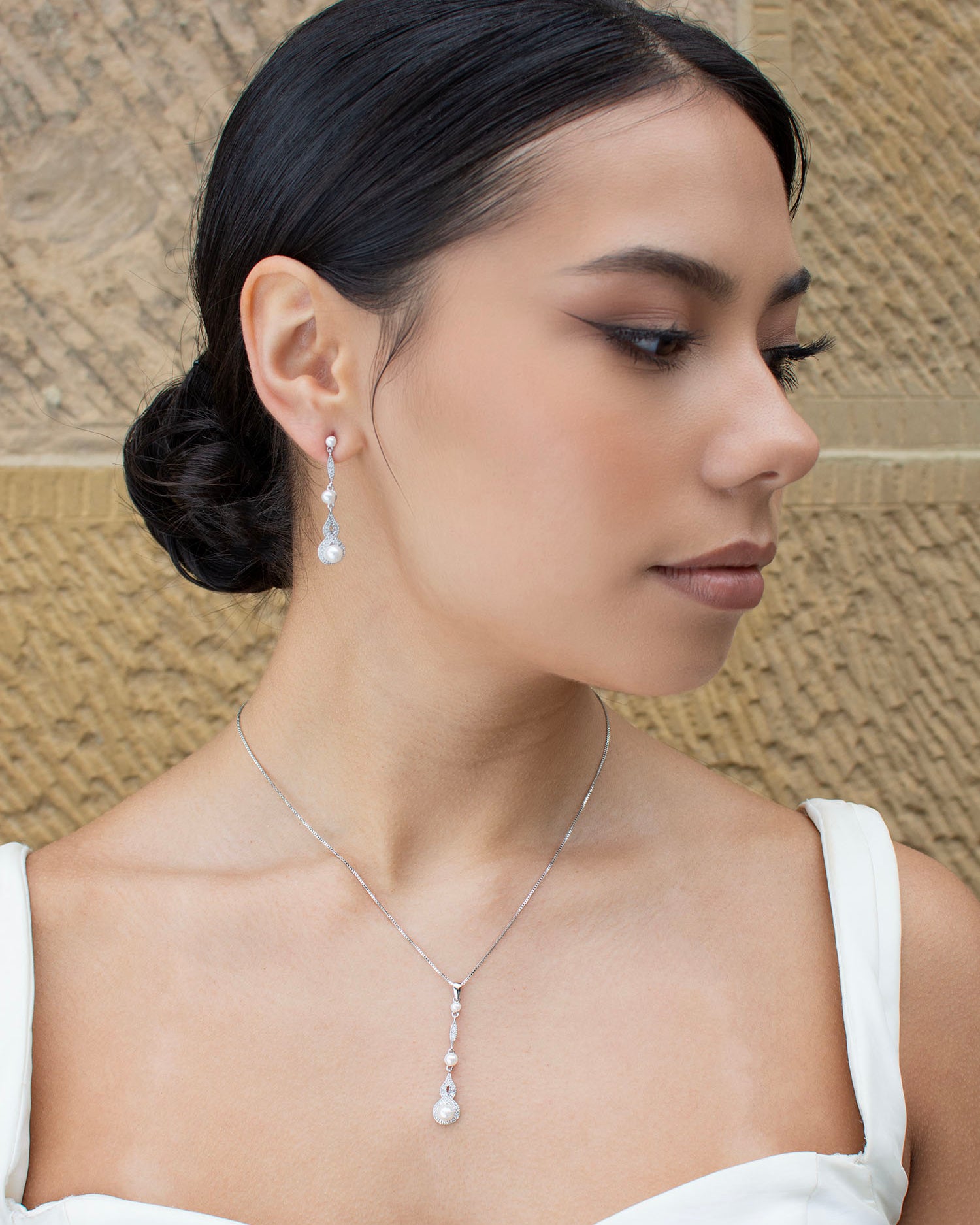 Lorelai Silver necklace and earring set by Windsor Bridal Jewellery