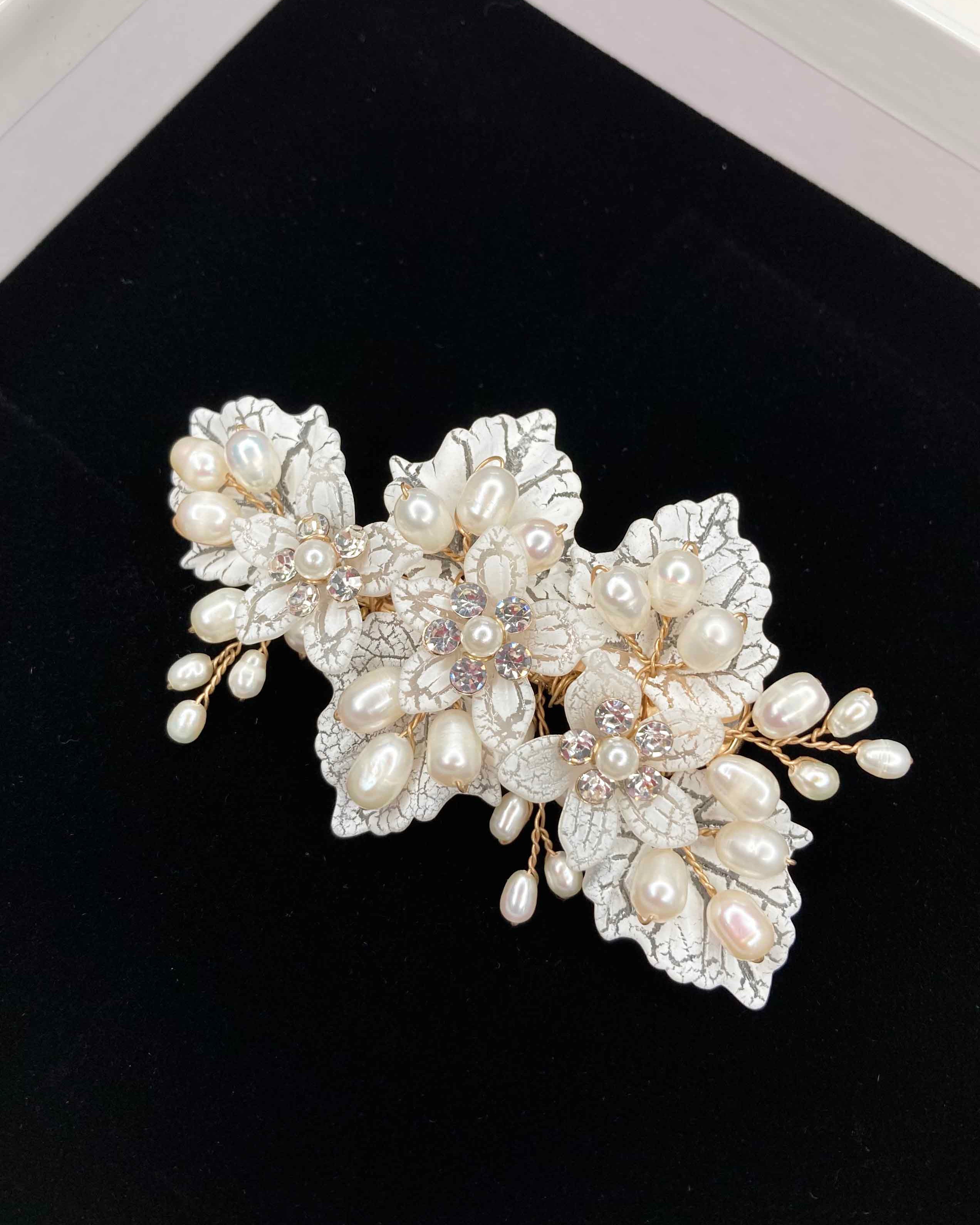 Dawn Gold bridal comb — alternate view 3